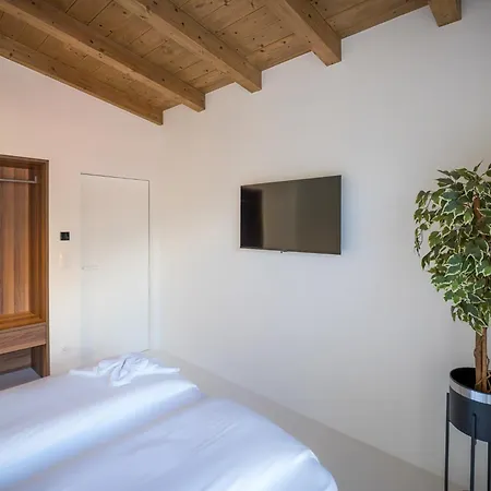 Penthouse N'1 With Rooftop Whirlpool - An Alpenluxus Appartement, Tyrol *