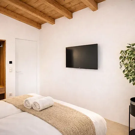 別荘 Penthouse N'1 - Balcony, Sauna & Whirlpool Access