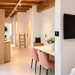 بيت للعطل Penthouse N'1 - Balcony, Sauna & Whirlpool Access