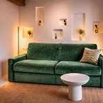 Penthouse N'1 - Balcony, Sauna & Whirlpool Access بيت للعطل *